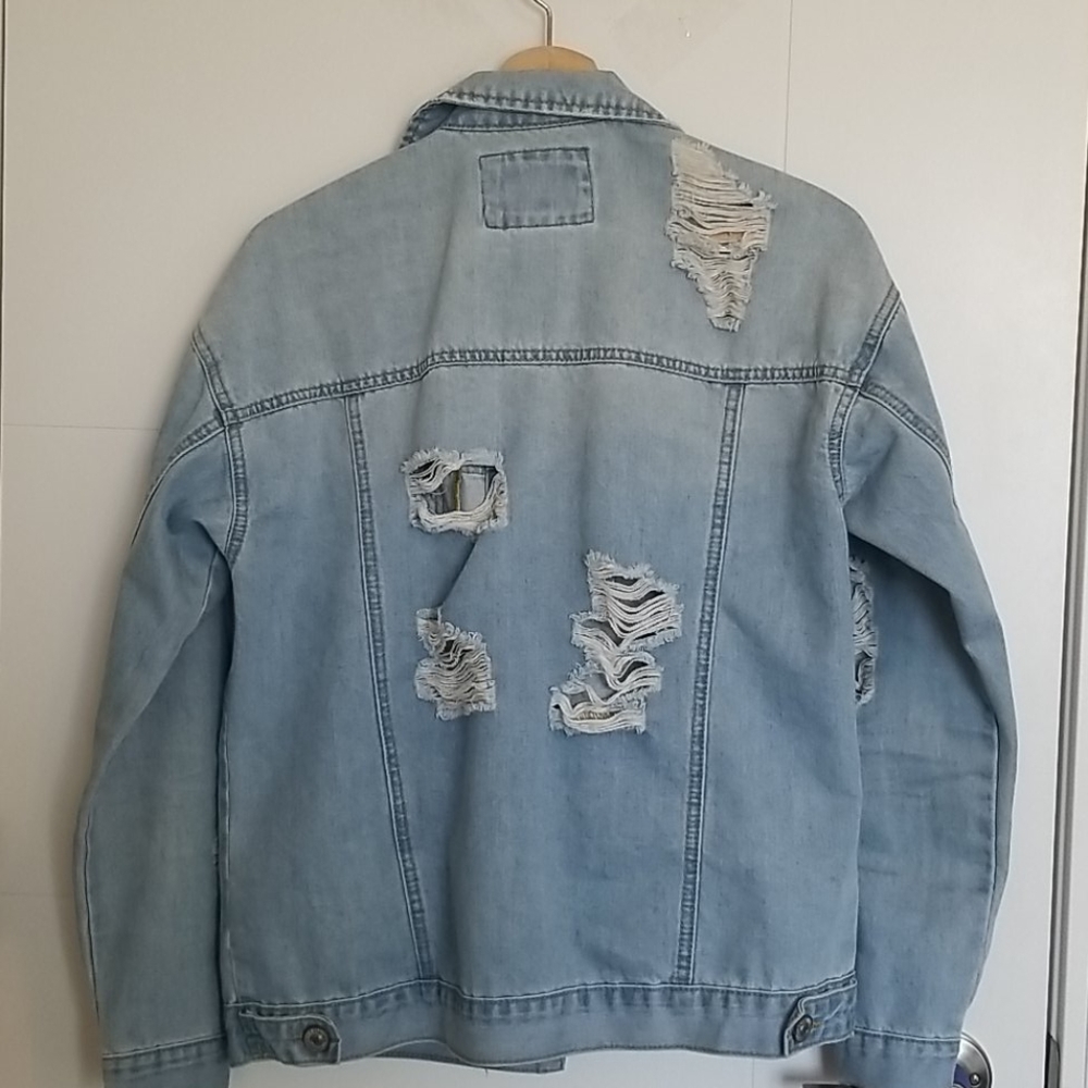 Jean Jacket Forever 21 - Picture 4 of 4